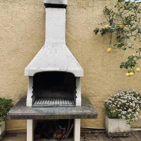 Feriehus Casa Pareada Con Piscina